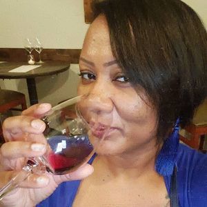 Meet your Posher, Ayanna